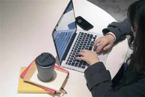 毛里塔尼亚人去到白俄罗斯旅游的一周旅游攻略