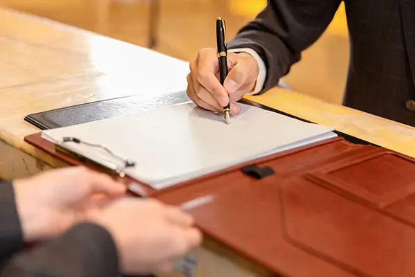 丹麦人去到白俄罗斯旅游需要换币吗