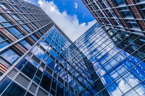 吉尔吉斯斯坦的人到白俄罗斯旅游多少公里