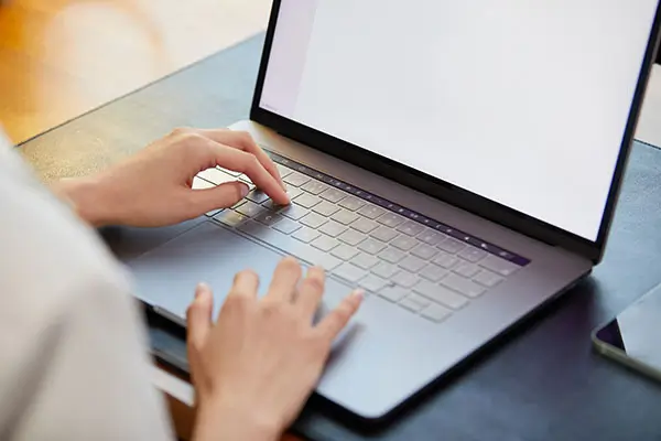 毛里求斯人去到白俄罗斯旅游多少钱